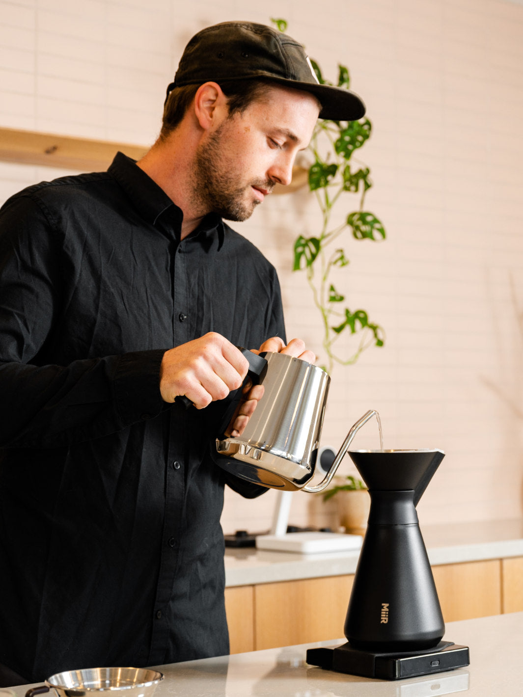 MiiR New Standard Pourover Kettle (1000ml/33oz)