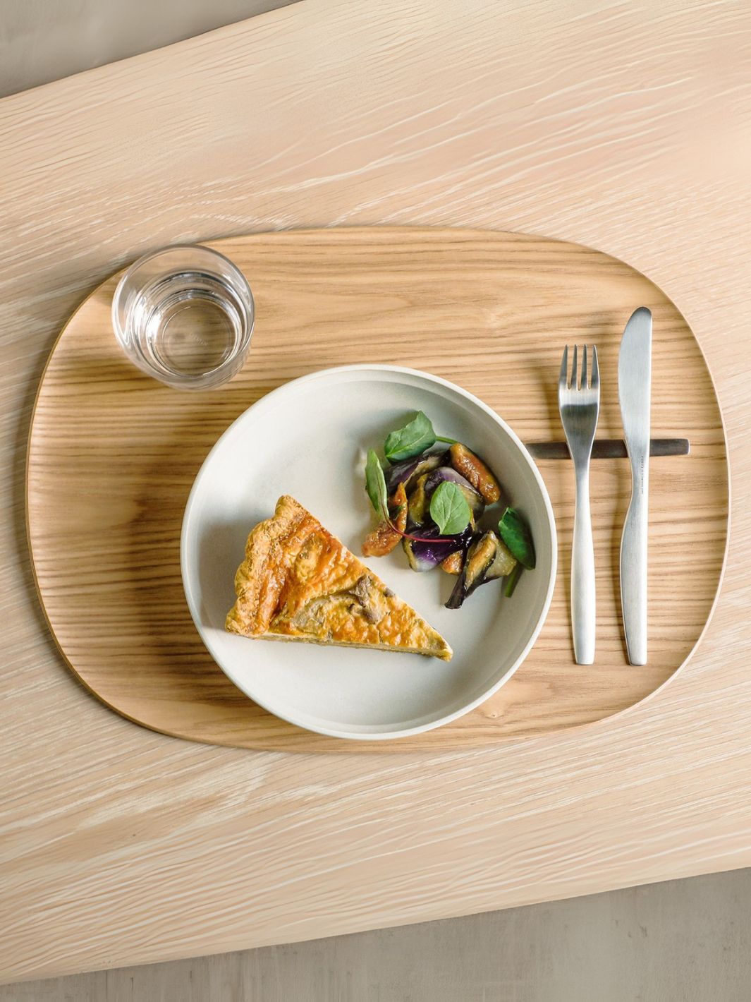 KINTO UNITEA Nonslip Tray (420x320mm/16.8x12.8in)