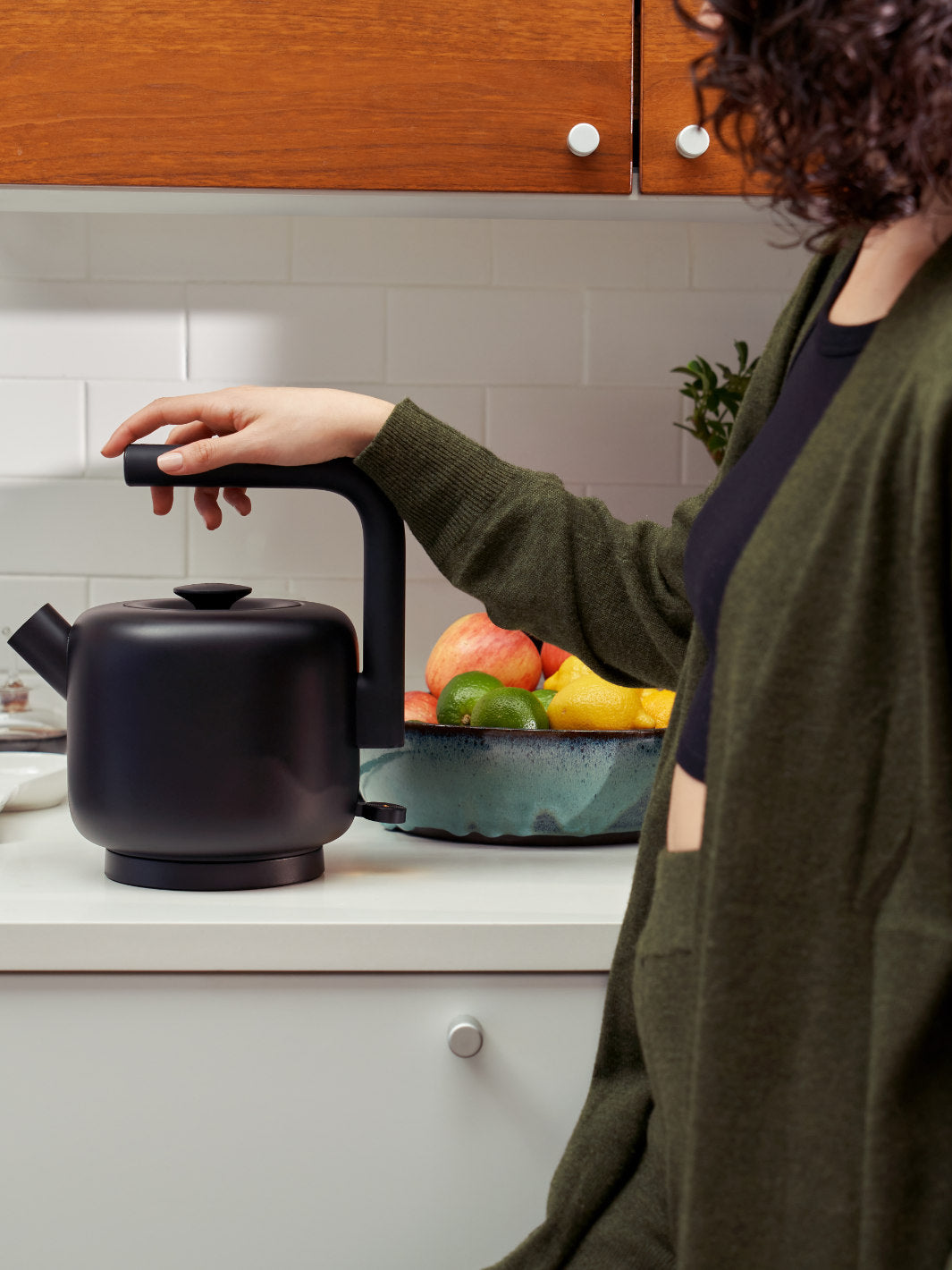 FELLOW Clyde Electric Kettle (120V) (1500ml/50oz) (Matte Black) (Damaged Box)