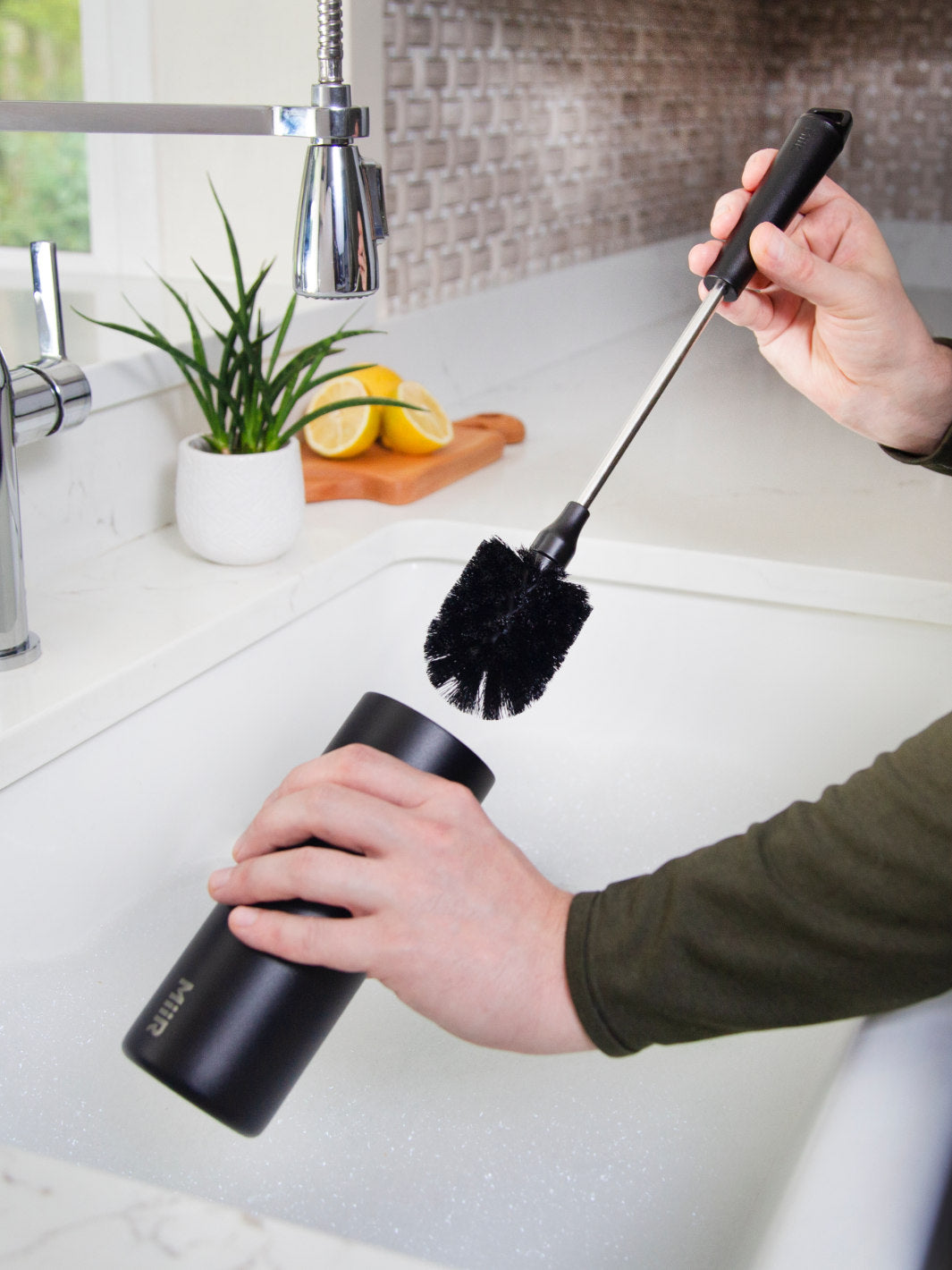 MiiR Essential Bottle Brush
