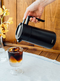 Photo of HARIO Double-Walled Thermal Pot (w/ Ceramic Coating) (600ml/20oz) ( ) [ HARIO ] [ Decanters ]