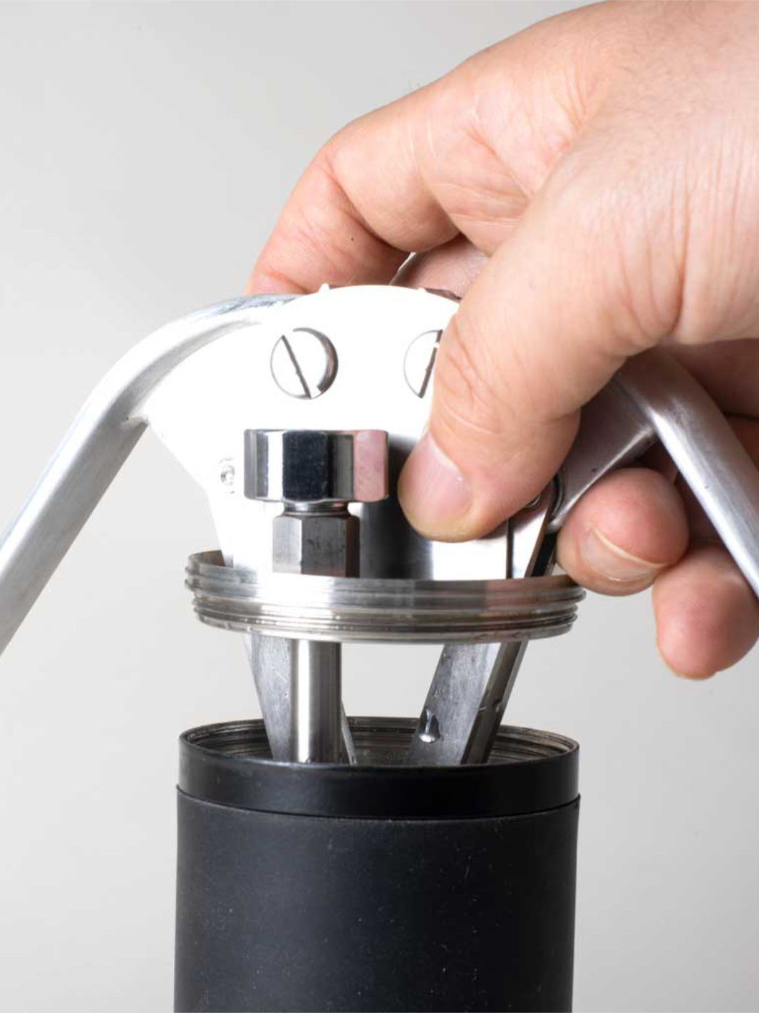 HUGH Leverpresso Pro Manual Espresso Maker (Silver-Black) (Lightly Used)