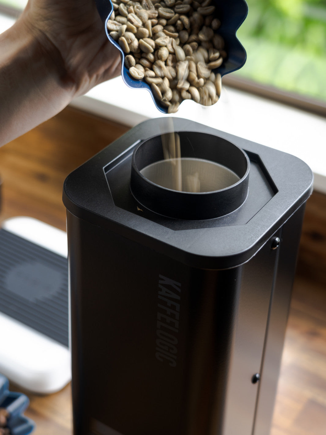 KAFFELOGIC Nano 7 Coffee Roaster (120V) (Lightly Used)