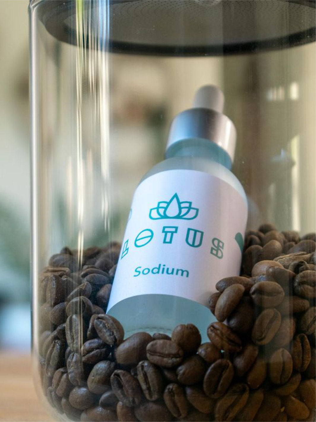 LOTUS WATER Sodium